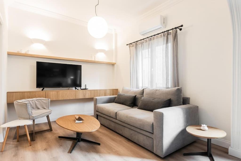 Family House Under The Acropolis Apartment Atena Exterior foto
